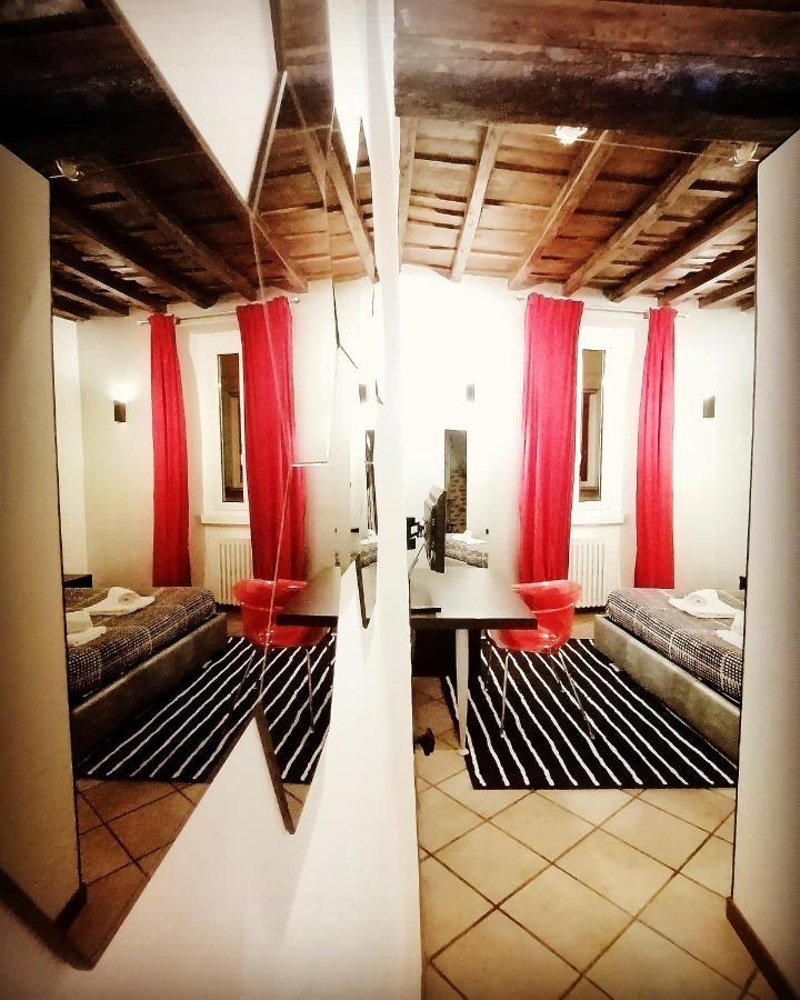 Chroma Italy - Chroma Apt Campo De' Fiori מראה חיצוני תמונה